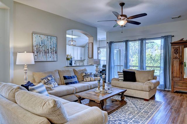 9138 Running Eagle Falls, Tomball, TX 77375