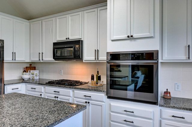 9138 Running Eagle Falls, Tomball, TX 77375