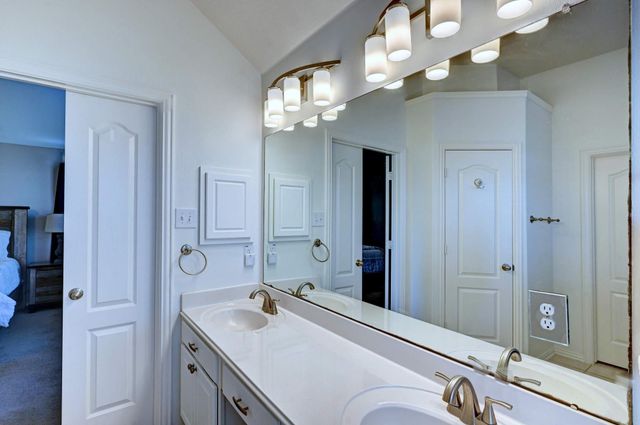 9138 Running Eagle Falls, Tomball, TX 77375