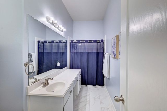 9138 Running Eagle Falls, Tomball, TX 77375