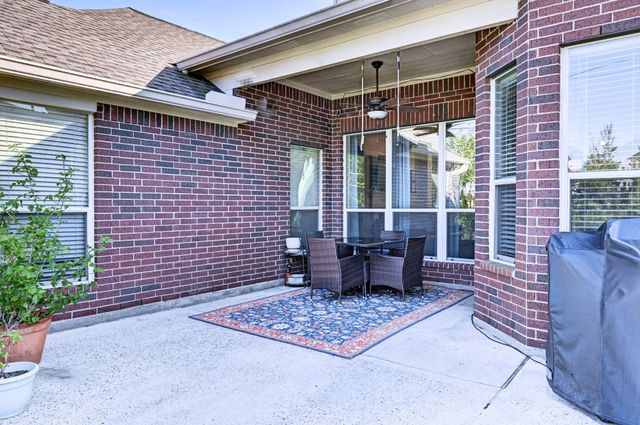9138 Running Eagle Falls, Tomball, TX 77375