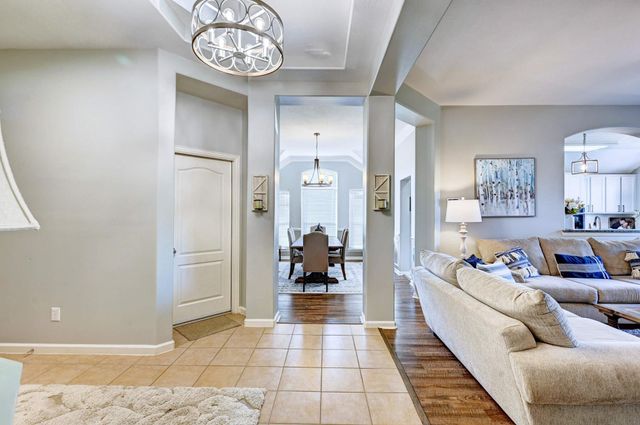 9138 Running Eagle Falls, Tomball, TX 77375
