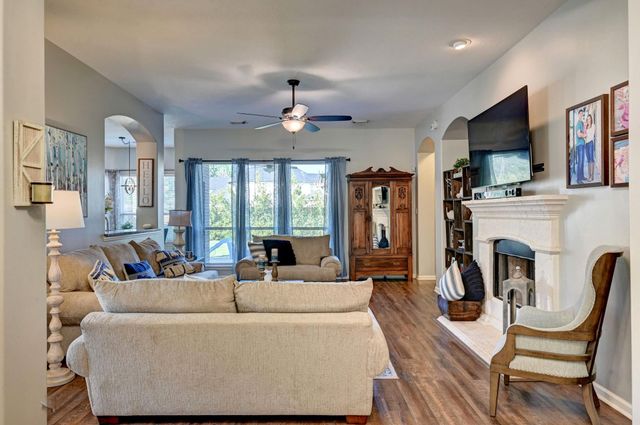 9138 Running Eagle Falls, Tomball, TX 77375