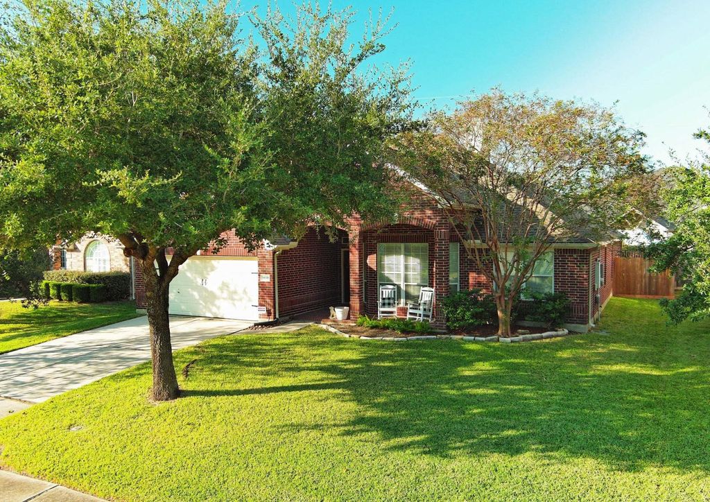9138 Running Eagle Falls, Tomball, TX 77375