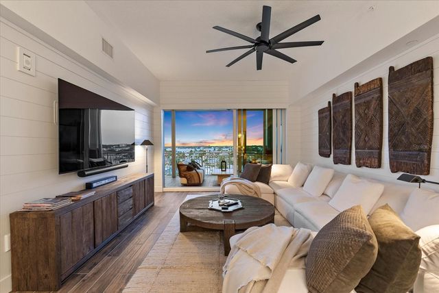 125 ISLAND WAY 602, Clearwater Beach, FL 33767