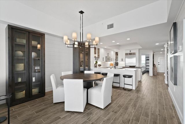 125 ISLAND WAY 602, Clearwater Beach, FL 33767