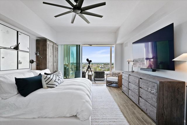 125 ISLAND WAY 602, Clearwater Beach, FL 33767