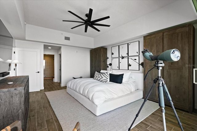 125 ISLAND WAY 602, Clearwater Beach, FL 33767