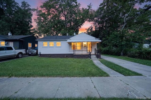 1044 Magnolia Drive, Inkster, MI 48141