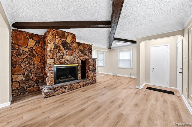 1044 Magnolia Drive, Inkster, MI 48141