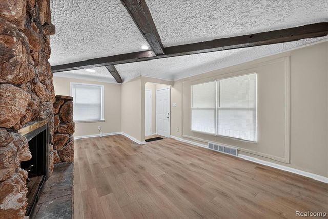 1044 Magnolia Drive, Inkster, MI 48141
