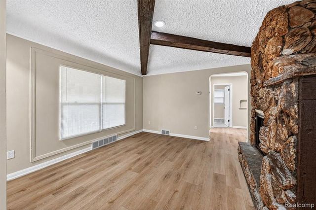 1044 Magnolia Drive, Inkster, MI 48141