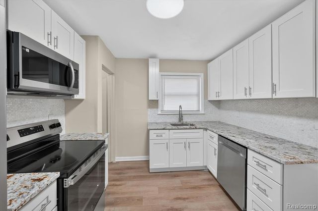 1044 Magnolia Drive, Inkster, MI 48141