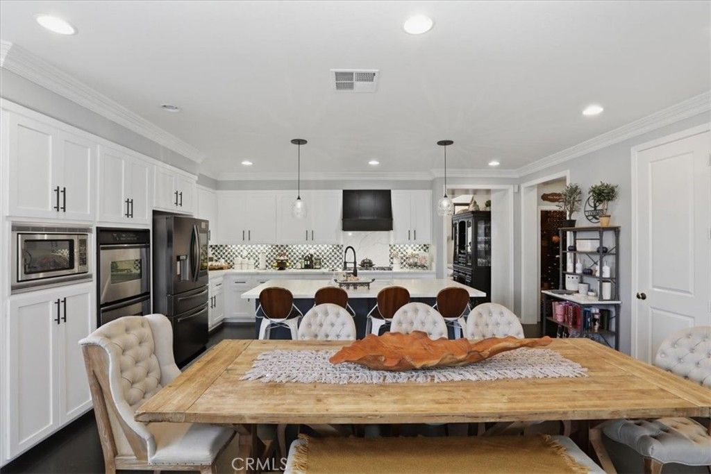 Image 17 of property listing at 11050 Buttonbush Court, Corona, CA 92883