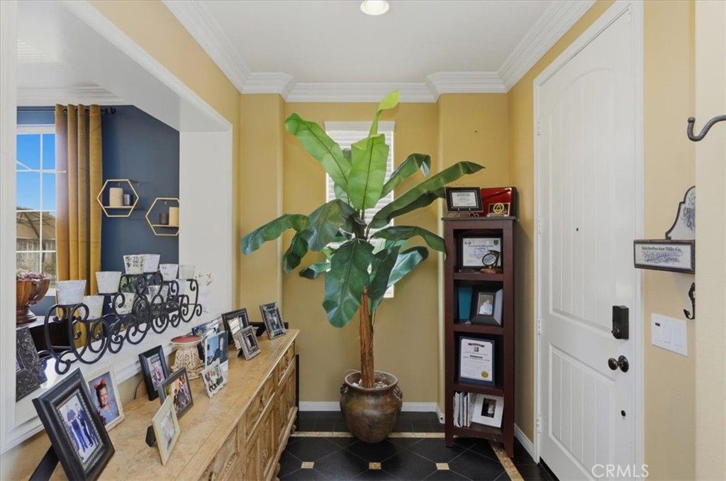Image 8 of property listing at 11050 Buttonbush Court, Corona, CA 92883
