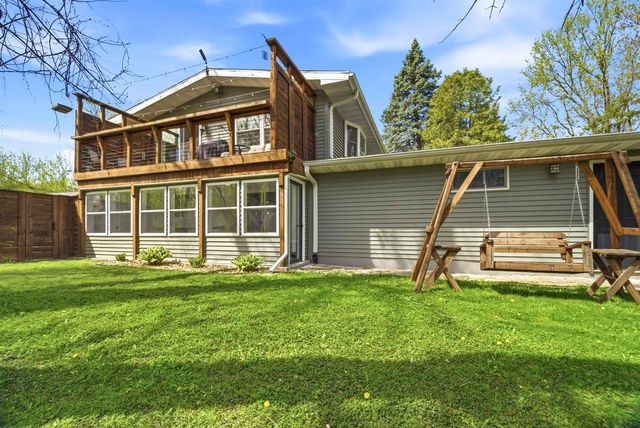 W6395 LAKEVIEW COURT, Menasha, WI 54952