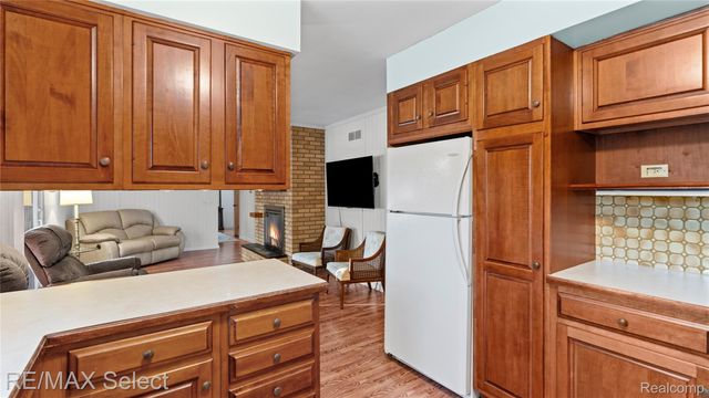 1504 Sun Terrace Drive, Flint Charter Township, MI 48532