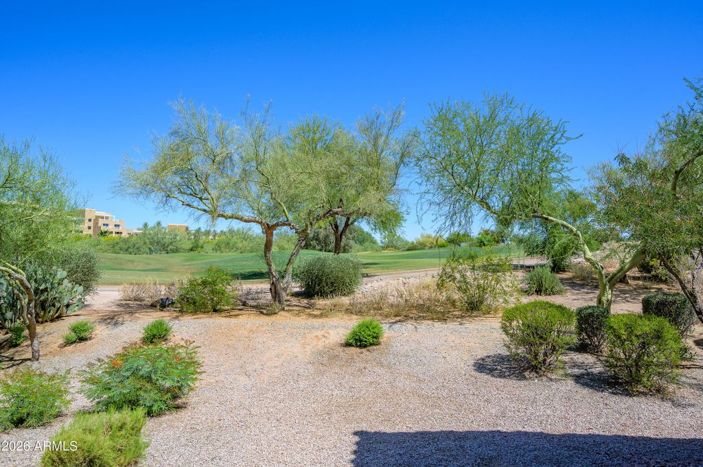 21320 N 56TH Street 2069, Phoenix, AZ 85054 — photo 4