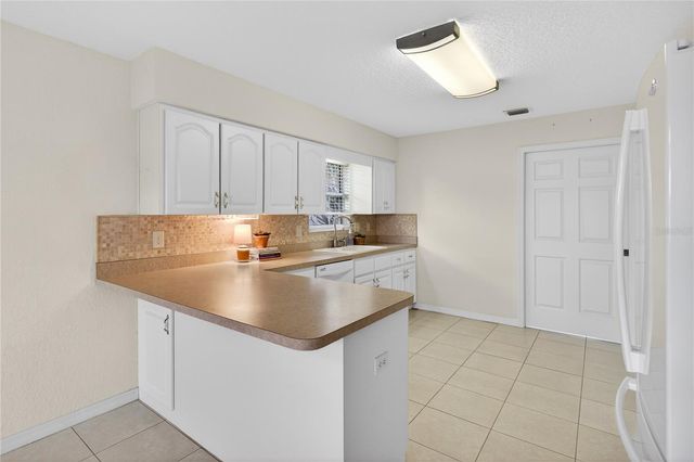 1547 LAKE VILLA DRIVE, Tavares, FL 32778