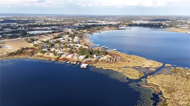 1547 LAKE VILLA DRIVE, Tavares, FL 32778