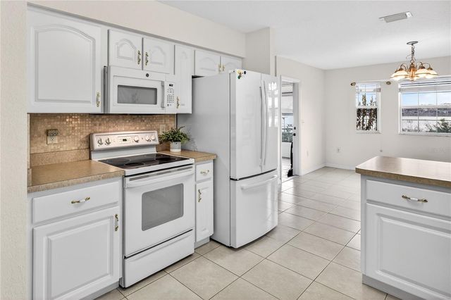 1547 LAKE VILLA DRIVE, Tavares, FL 32778