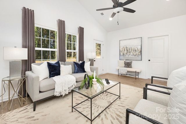 6301 Rockwell Boulevard W, Charlotte, NC 28269