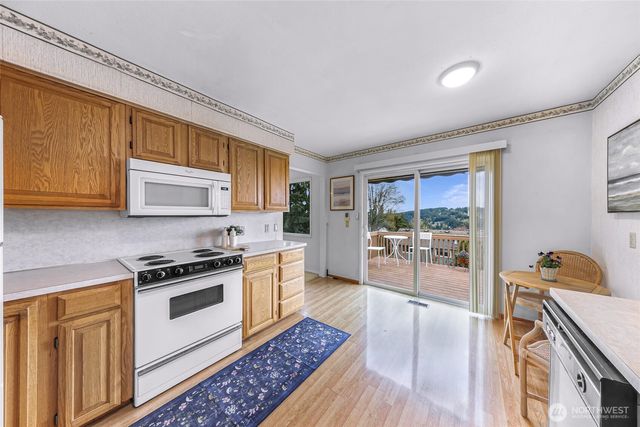 817 Racine Street, Bellingham, WA 98229