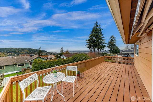 817 Racine Street, Bellingham, WA 98229