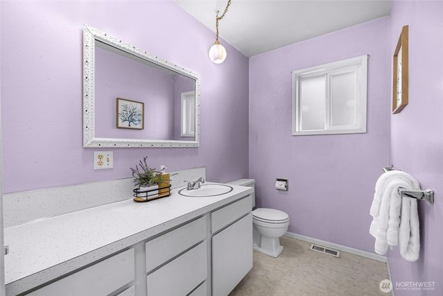 817 Racine Street, Bellingham, WA 98229