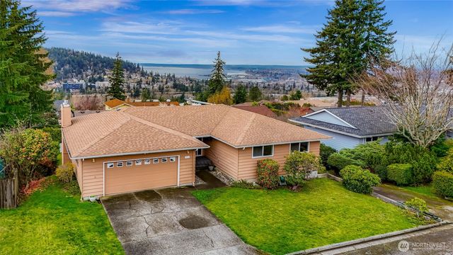 817 Racine Street, Bellingham, WA 98229
