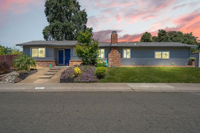 6417 Sandstone St, Carmichael, CA 95608