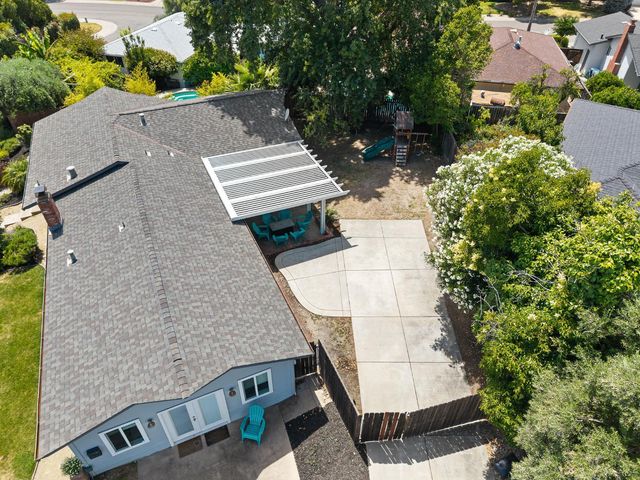 6417 Sandstone St, Carmichael, CA 95608