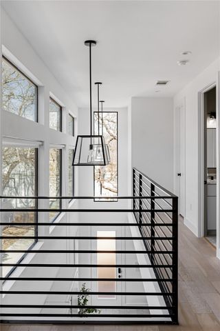 2804 E 22nd ST B, Austin, TX 78722