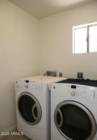 911 W COLGATE Drive, Tempe, AZ 85283