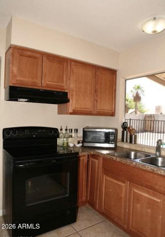 911 W COLGATE Drive, Tempe, AZ 85283