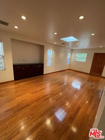 926 California Avenue, Venice, CA 90291