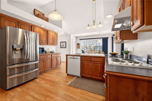 41 Broadmoor Trail, Perinton, NY 14450