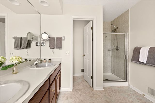 41 Broadmoor Trail, Perinton, NY 14450