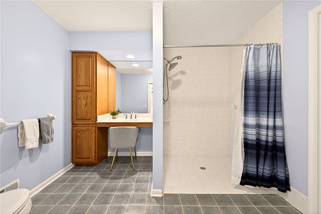 41 Broadmoor Trail, Perinton, NY 14450