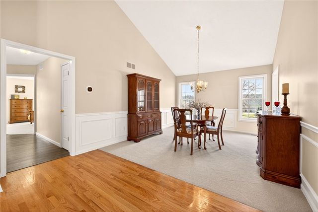 41 Broadmoor Trail, Perinton, NY 14450