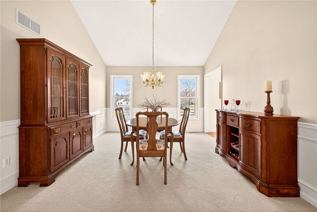 41 Broadmoor Trail, Perinton, NY 14450