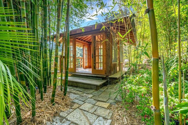 215 Vaca Del Sol, Corralitos, CA 95076