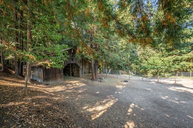 215 Vaca Del Sol, Corralitos, CA 95076