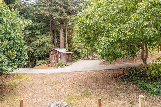 215 Vaca Del Sol, Corralitos, CA 95076