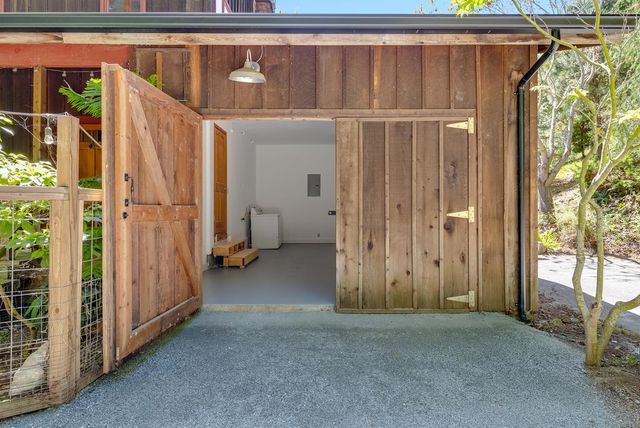 215 Vaca Del Sol, Corralitos, CA 95076