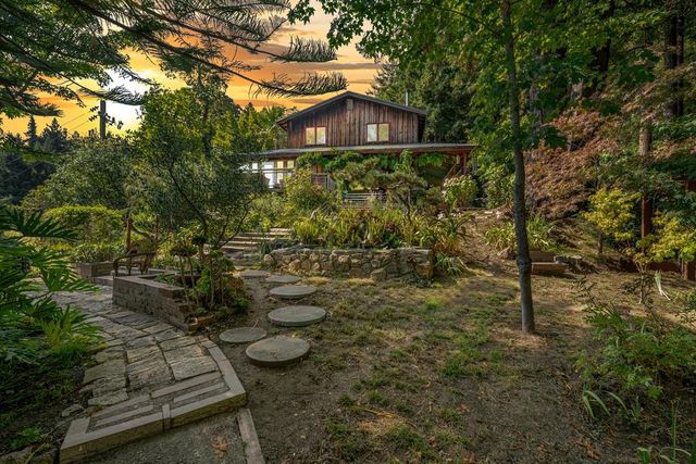 215 Vaca Del Sol, Corralitos, CA 95076