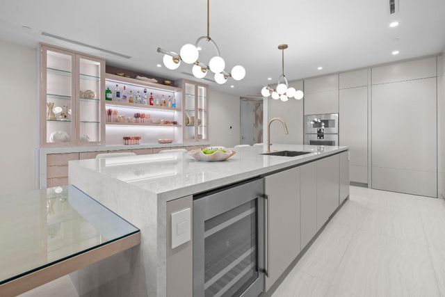 220 SE Mizner Boulevard 603, Boca Raton, FL 33432