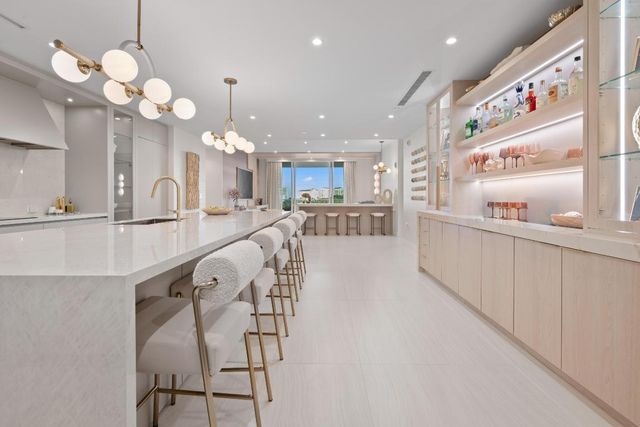 220 SE Mizner Boulevard 603, Boca Raton, FL 33432