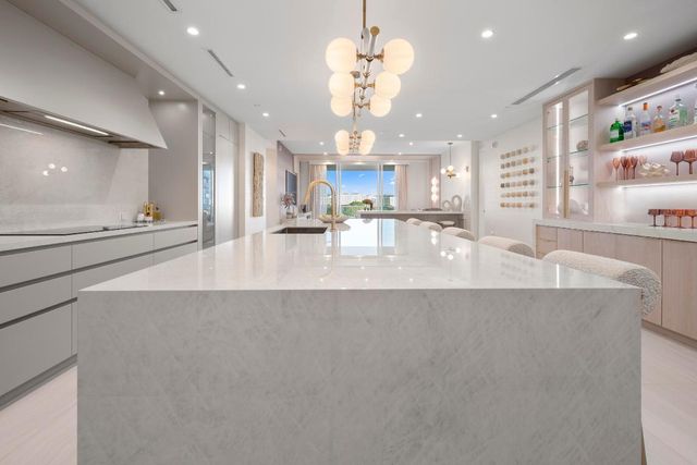 220 SE Mizner Boulevard 603, Boca Raton, FL 33432