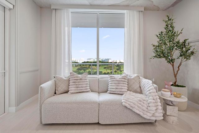 220 SE Mizner Boulevard 603, Boca Raton, FL 33432